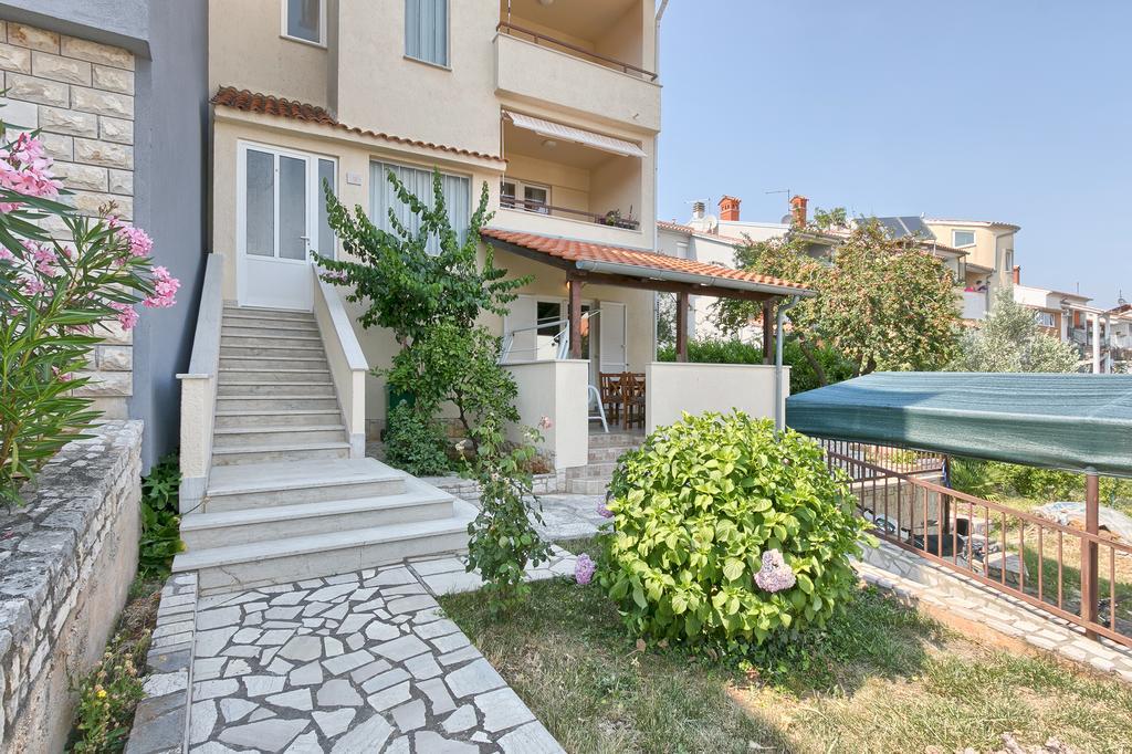 Apartments Veruda Porat Pula Exterior foto